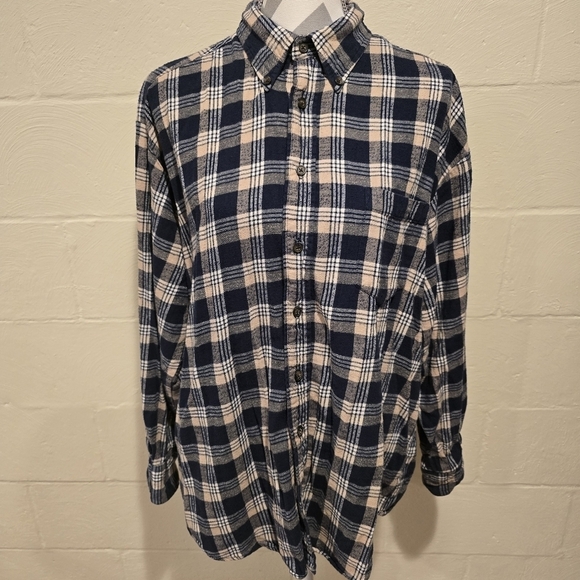 Towncraft Other - Towncraft Flannel Shirt Navy Plaid Button Down 100% Cotton Men’S Large Layer.
